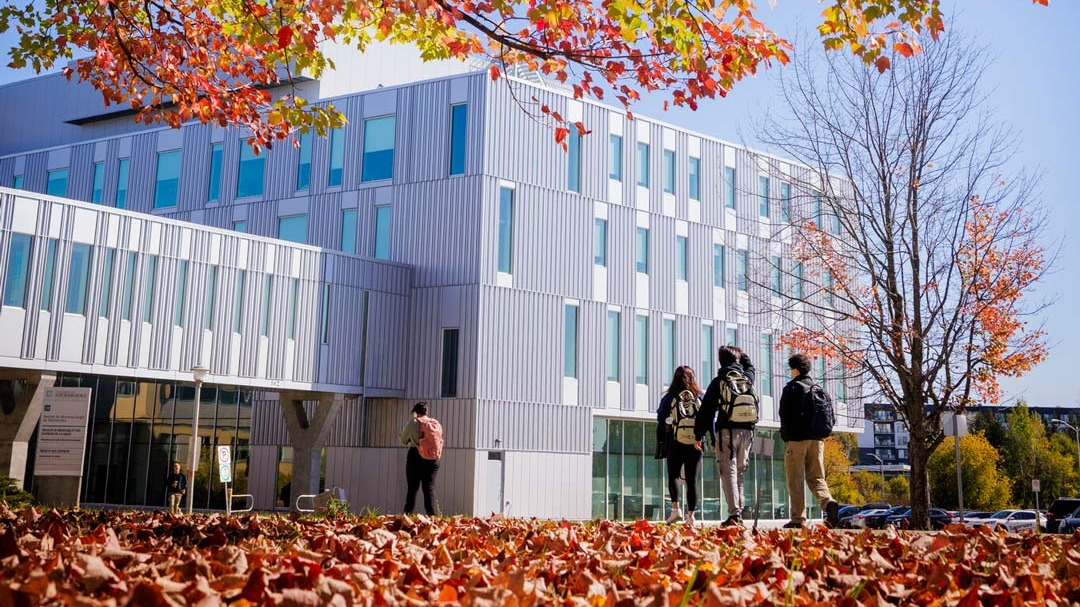 SLA en Estrie : une enquête citoyenne ébranle la science et relance le débat sur les causes environnementales SLA en Estrie : une enquête citoyenne ébranle la science et relance le débat sur les causes environnementales